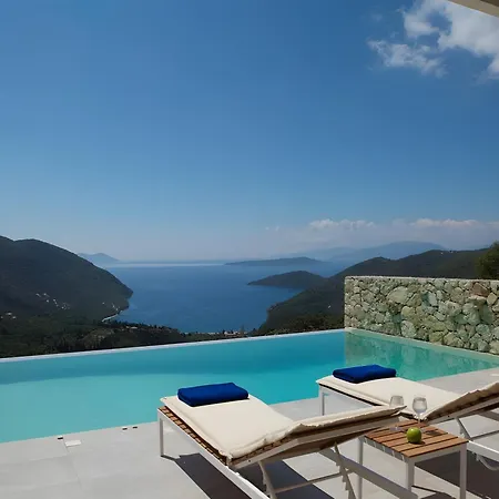 Romantic Gialos Over Mikros فيلة Fternon